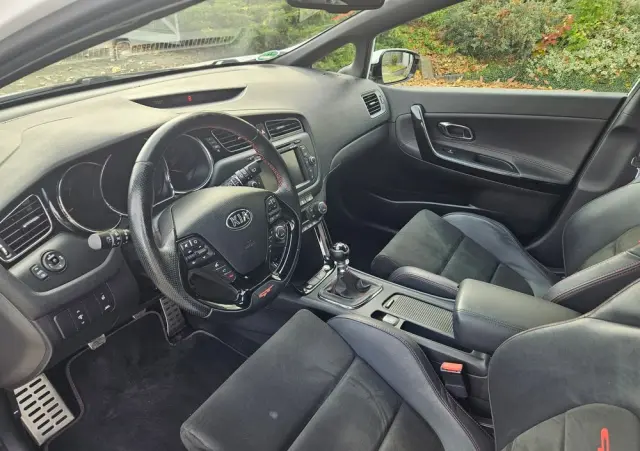 KIA Ceed 1.6 T-GDI GT-Challenge