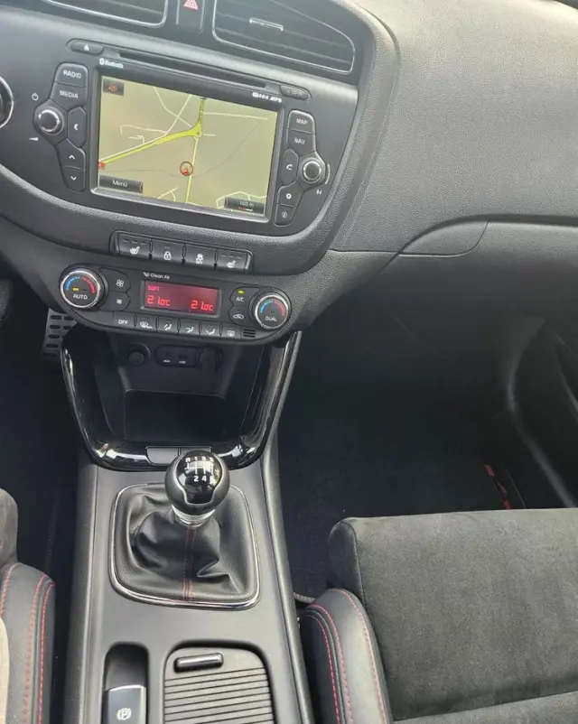 KIA Ceed 1.6 T-GDI GT-Challenge