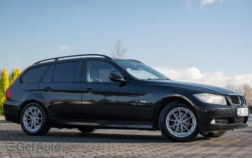 BMW Seria 3 320d DPF Edition Exclusive