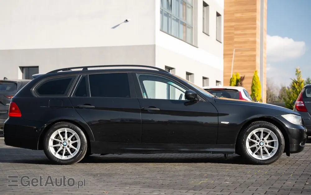 BMW Seria 3 320d DPF Edition Exclusive