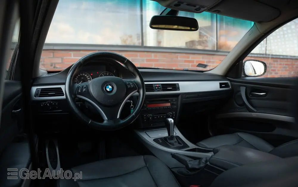BMW Seria 3 320d DPF Edition Exclusive