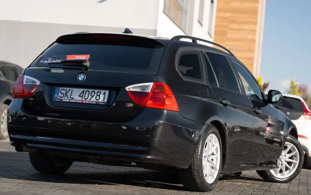 BMW Seria 3 320d DPF Edition Exclusive