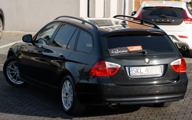 BMW Seria 3 320d DPF Edition Exclusive
