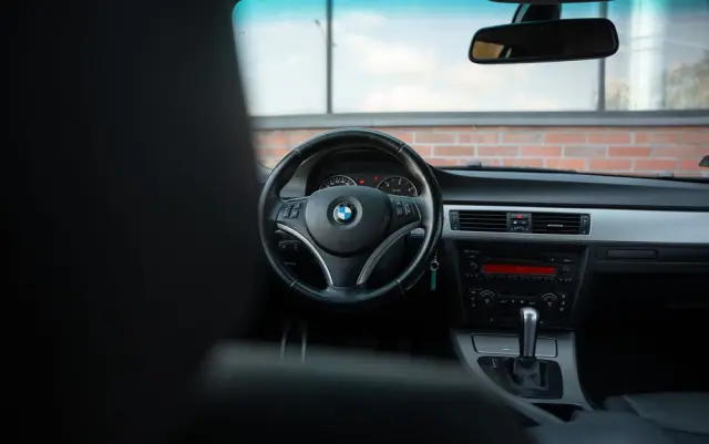 BMW Seria 3 320d DPF Edition Exclusive