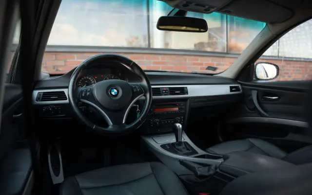 BMW Seria 3 320d DPF Edition Exclusive