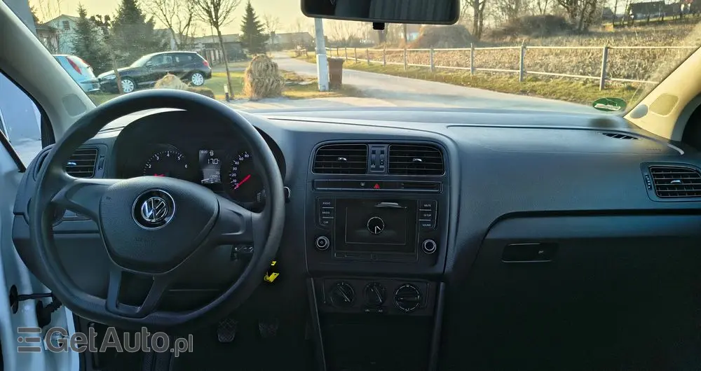 VOLKSWAGEN Polo 1.0 Trendline Perfectline