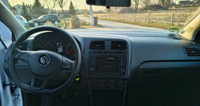 VOLKSWAGEN Polo 1.0 Trendline Perfectline