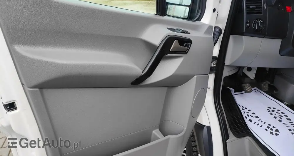 VOLKSWAGEN CRAFTER 2.0 TDI, L2H2 , Sredni , Krajowy, Euro5 , Blaszak, 