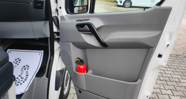 VOLKSWAGEN CRAFTER 2.0 TDI, L2H2 , Sredni , Krajowy, Euro5 , Blaszak, 