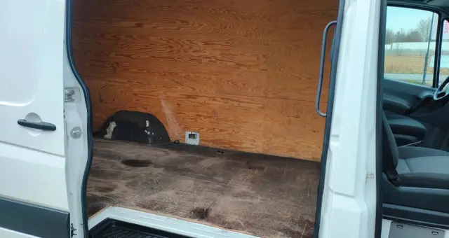 VOLKSWAGEN CRAFTER 2.0 TDI, L2H2 , Sredni , Krajowy, Euro5 , Blaszak, 