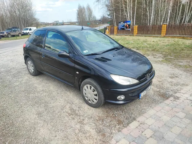 PEUGEOT 206 