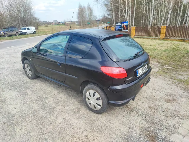 PEUGEOT 206 