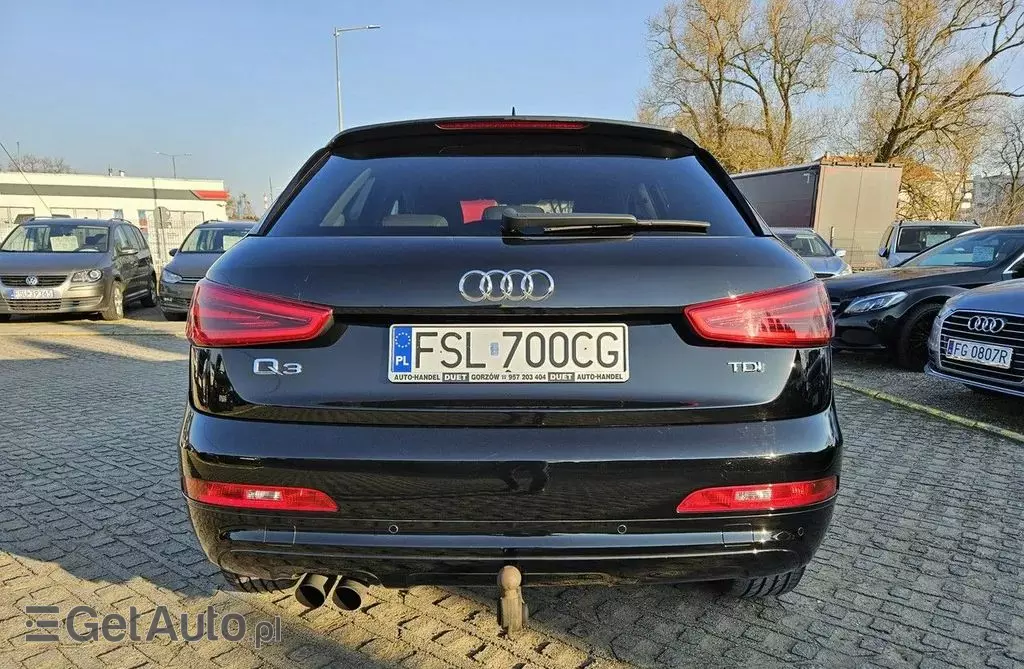AUDI Q3 