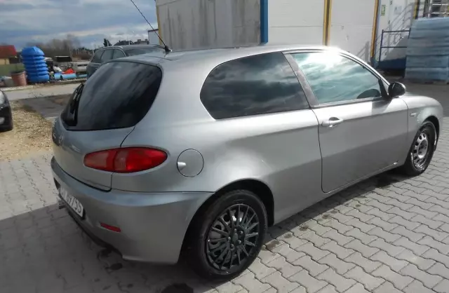 ALFA ROMEO 147 