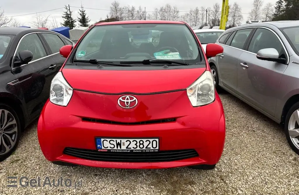 TOYOTA IQ 