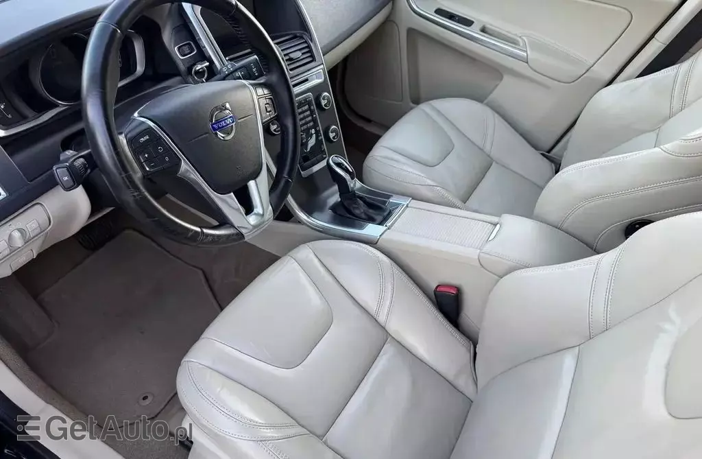 VOLVO Xc 60 