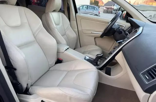 VOLVO Xc 60 