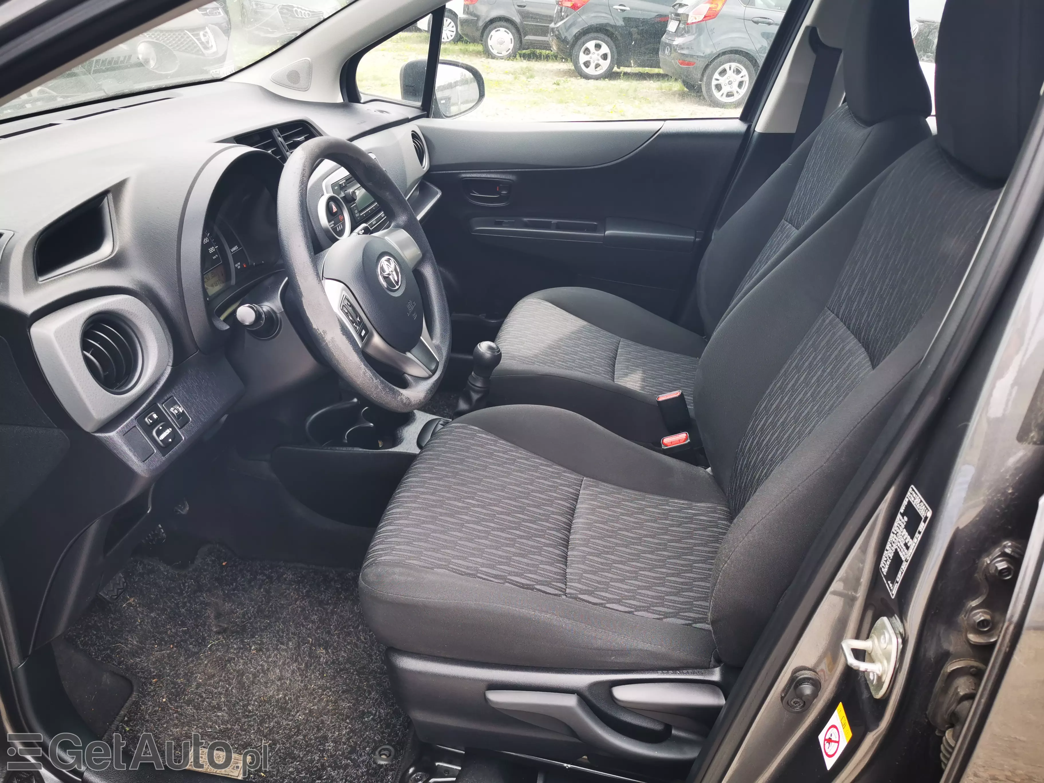 TOYOTA Yaris 1.0 Life