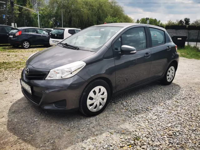 TOYOTA Yaris 1.0 Life