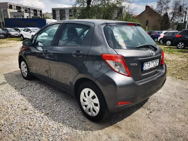TOYOTA Yaris 1.0 Life