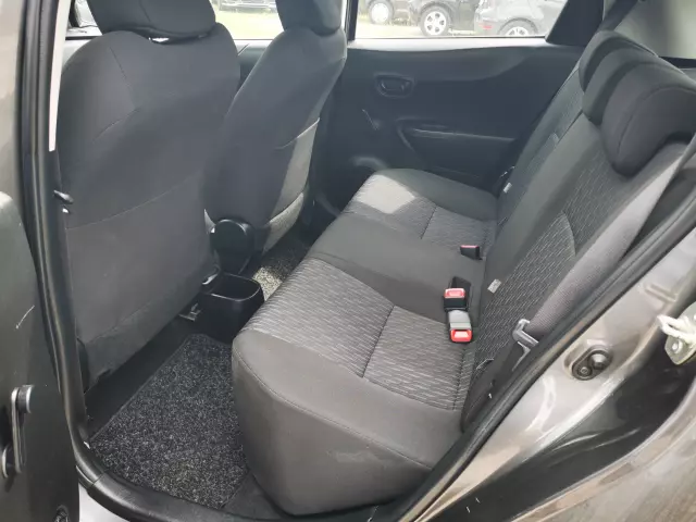 TOYOTA Yaris 1.0 Life