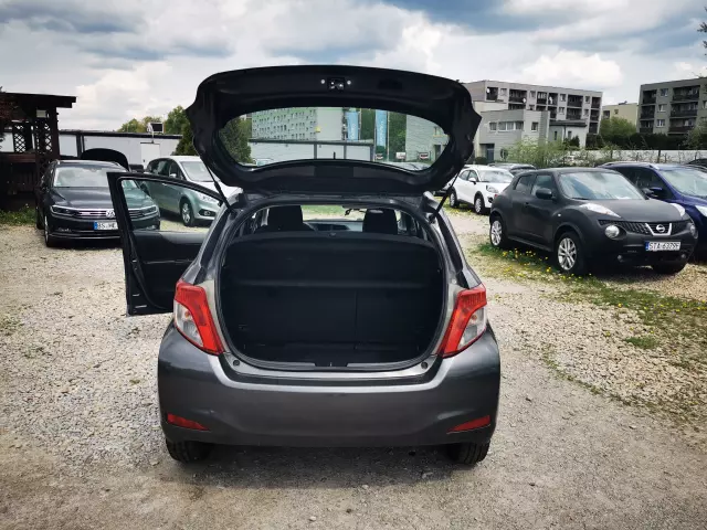 TOYOTA Yaris 1.0 Life