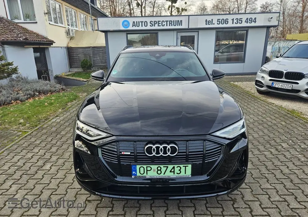 AUDI E-tron 50 Quattro