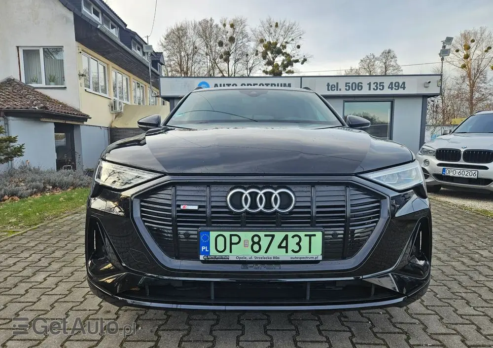 AUDI E-tron 50 Quattro