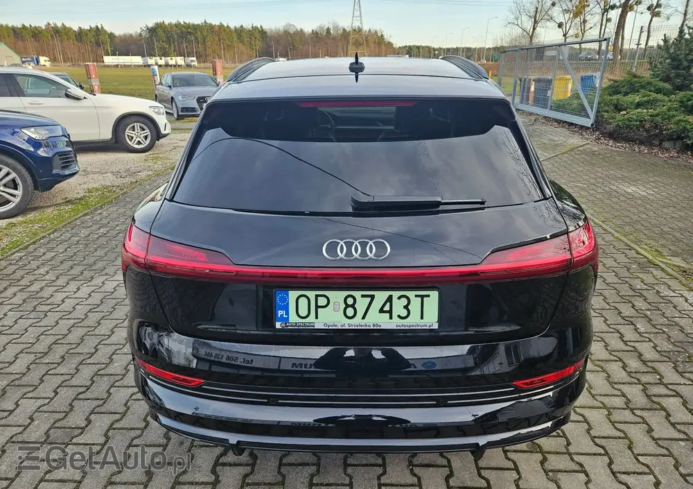 AUDI E-tron 50 Quattro