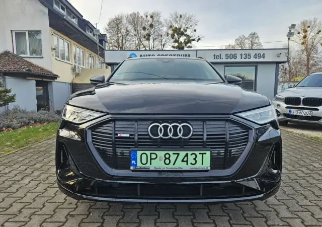 AUDI E-tron 50 Quattro