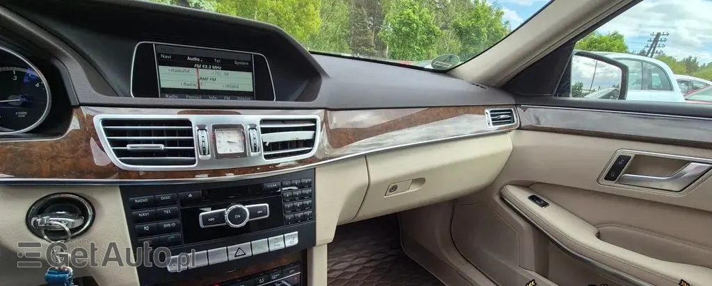 MERCEDES-BENZ Klasa E 