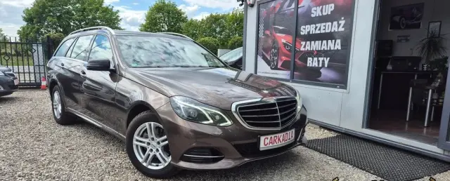 MERCEDES-BENZ Klasa E 