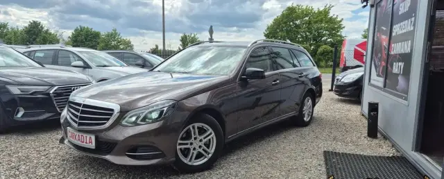 MERCEDES-BENZ Klasa E 