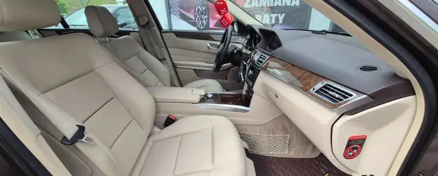 MERCEDES-BENZ Klasa E 