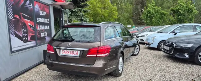 MERCEDES-BENZ Klasa E 