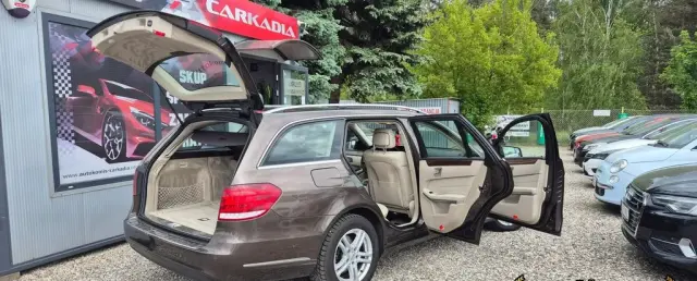 MERCEDES-BENZ Klasa E 