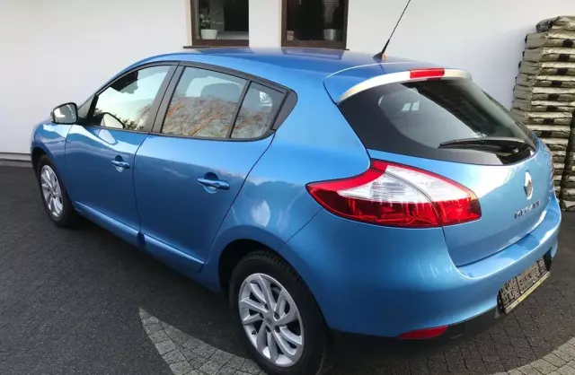 RENAULT Megane 