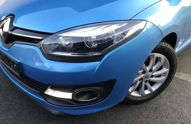 RENAULT Megane 