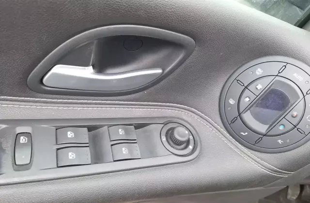 RENAULT Espace 2.0 dCi (150 KM)