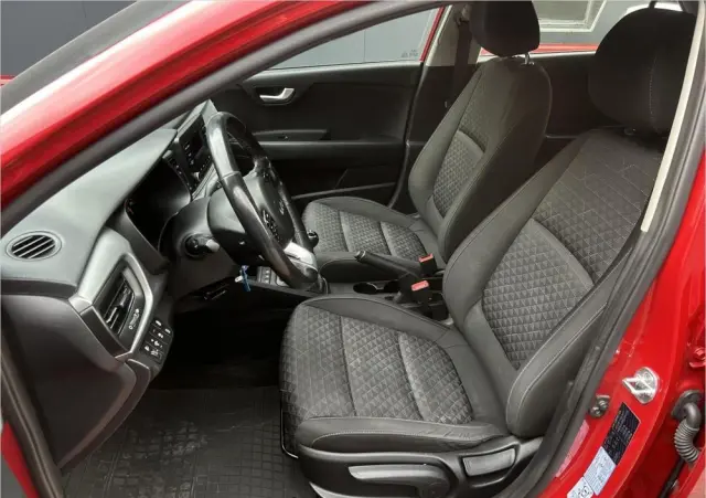 KIA Rio 1.2 M