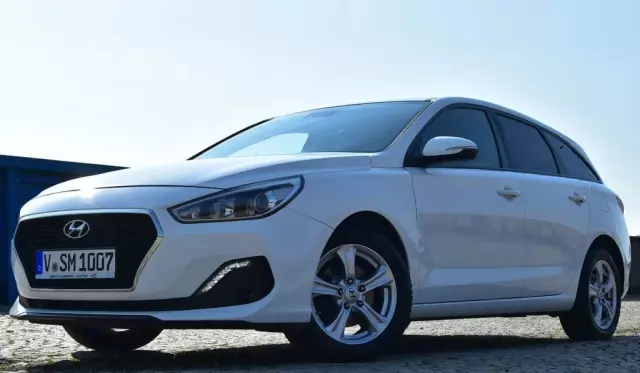 HYUNDAI I30 