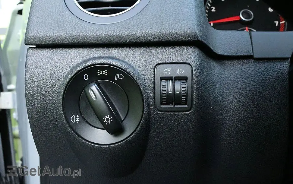 VOLKSWAGEN Golf Plus 1.6 Comfortline