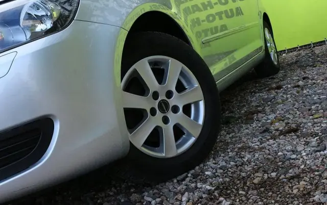 VOLKSWAGEN Golf Plus 1.6 Comfortline