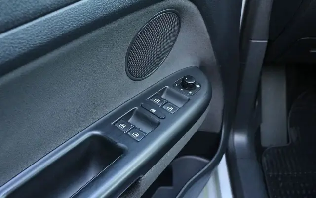 VOLKSWAGEN Golf Plus 1.6 Comfortline