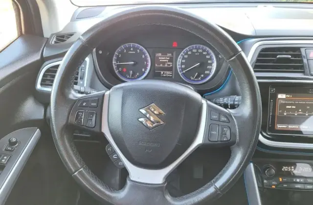 SUZUKI Sx4 S-cross 