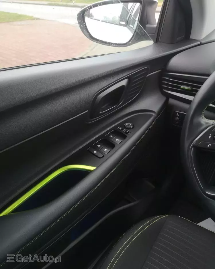 HYUNDAI I20 1.0 T-GDI 48V-Hybrid DCT Connect & Go