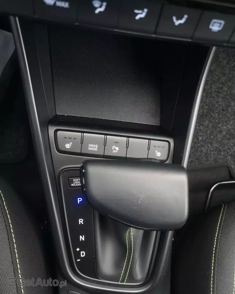 HYUNDAI I20 1.0 T-GDI 48V-Hybrid DCT Connect & Go