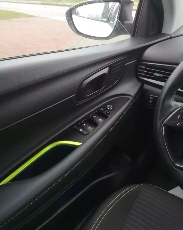 HYUNDAI I20 1.0 T-GDI 48V-Hybrid DCT Connect & Go