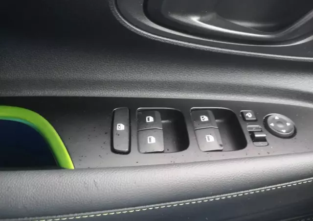 HYUNDAI I20 1.0 T-GDI 48V-Hybrid DCT Connect & Go