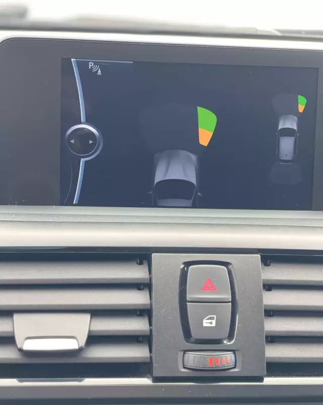 BMW Seria 1 114d Advantage